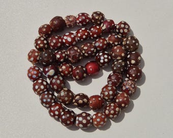 Antique Whiteheart Eye Beads | 45 pieces | Dark red with a white core | Ø approx. 11 mm | 92 g | Old Murano Trade Beads