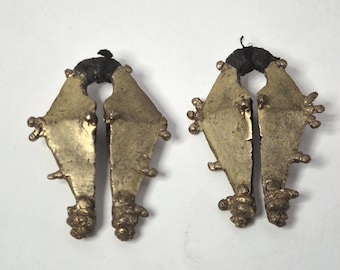 Large antique brass earrings, Flores Nusa Tenggara, for stretched earlobes, Schmuckrausch Vintage 0226