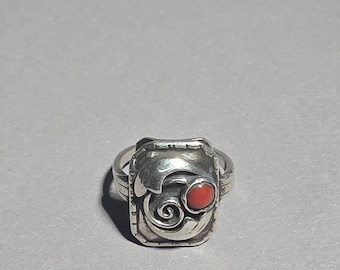 Art Nouveau Coral Ring 835 Silver | Art Nouveau Germany | Handmade | Natural Mediterranean Coral | Antique Ring Size 52 I 0096