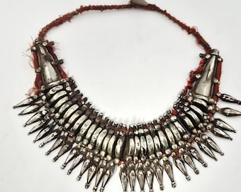 Tharu necklace from Nepal, made of white metal, ethnic necklace from the 1950s-1960s, traditional tribal necklace, Schmuckrausch Vintage 0321