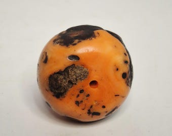 Antique Tibetan Coral Bead XL Central Bead 28.6 mm Salmon-colored with Patina Collector's Item Jewelry Rush Vintage 0144
