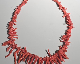 Vintage coral necklace, branch coral, Italy 1950s, red, short necklace 40 cm, Schmuckrausch Vintage 0760