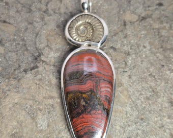 Tiger iron pendant with ammonite and pyrite, 925 silver, Schmuckrausch vintage 1929