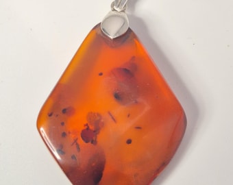 Amber pendant, cognac color, transparent, Art Deco, 835 silver, Schmuckrausch Vintage 1946