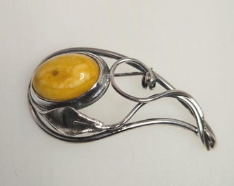Art Nouveau brooch, 800 silver, amber butterscotch oval cabochon, handmade, 49 mm, vintage, Schmuckrausch, vintage 1940s