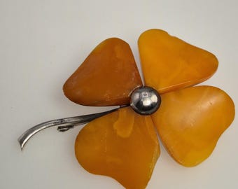 Antique silver and amber brooch SBM – 935 silver, clover leaf with amber cut, hallmarked Schmuckrausch Vintage
