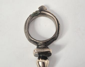 antique Tuareg silver pendant in ring form North Africa jewelry rush vintage 0175