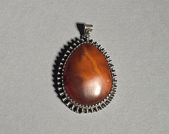 Antique Baltic Amber Pendant Historicism Silver Butterscotch Cognac Red Amber Germany Schmuckrausch Vintage 1738