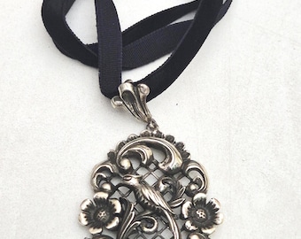 Antique Art Nouveau pendant silver 835 openwork bird blossoms traditional costume jewelry jewelry rush vintage 1279