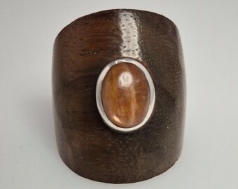 Wide ebony and silver ring with sunstone orthoclase, size 59 – Schmuckrausch Vintage 1695