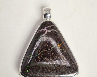 Boulder Opal Pendant Australia Silver 925 Silvery Spiderweb Color Play Jewelry Rush Vintage 0067