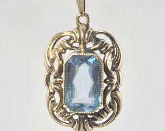 Art Nouveau doublé pendant with aquamarine stone · Venetian chain silver 925 / 0114