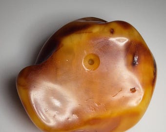 Giant amber bead 128g – Baltic amber – Tibetan trade bead – butterscotch – around 1900 – ethnographic – Schmuckrausch 1697
