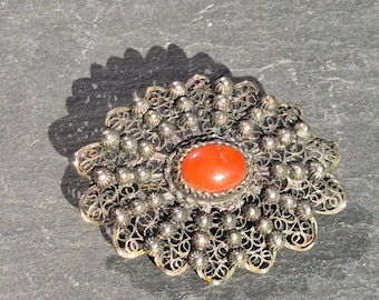 Antique brooch silver 800 with coral cabochon filigree work oval around 1900 Schmuckrausch Vintage 0010