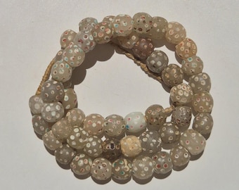 Antique eye beads – 50 rare trade beads with stained glass, probably 18th century