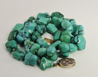 Hubei Turquoise Nugget Necklace, Green/Black Matrix, 45 cm, Silver, Box Clasp, Flower, Vintage, China Export, 76.65g / 1394