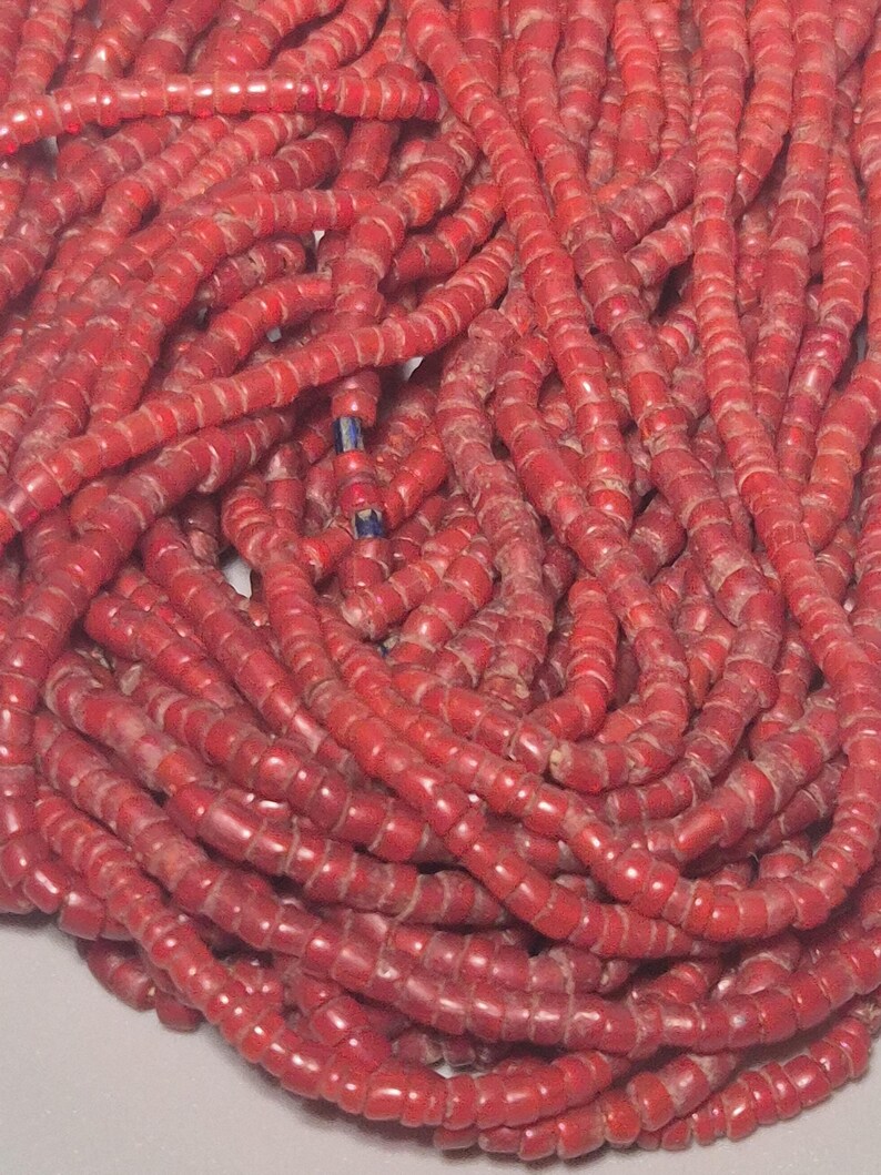 Antik Seedbead Barnhalsband, 27-trådiga röda glaspärlor, etnografiska Himalaya-smycken, Schmuckrausch Vintage 0055 bild 3