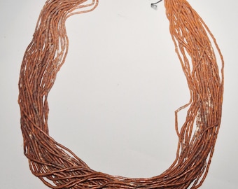 Antique 24-strand seed bead necklace with coin clasp made from an old Indian coin, carnelian-colored glass beads, Schmuckrausch Vintage 0024