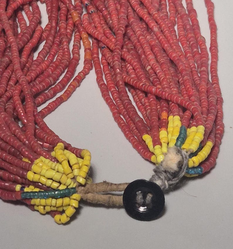 Antik Seedbead Barnhalsband, 27-trådiga röda glaspärlor, etnografiska Himalaya-smycken, Schmuckrausch Vintage 0055 bild 5