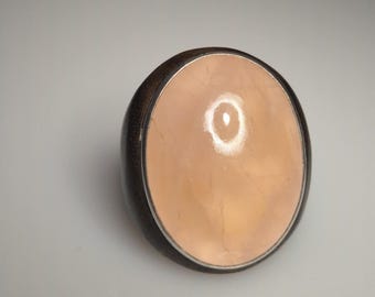 Large ring with rose quartz cabochon 33×25mm – Makassar ebony & silver 925 – size 58 – unique piece 1661