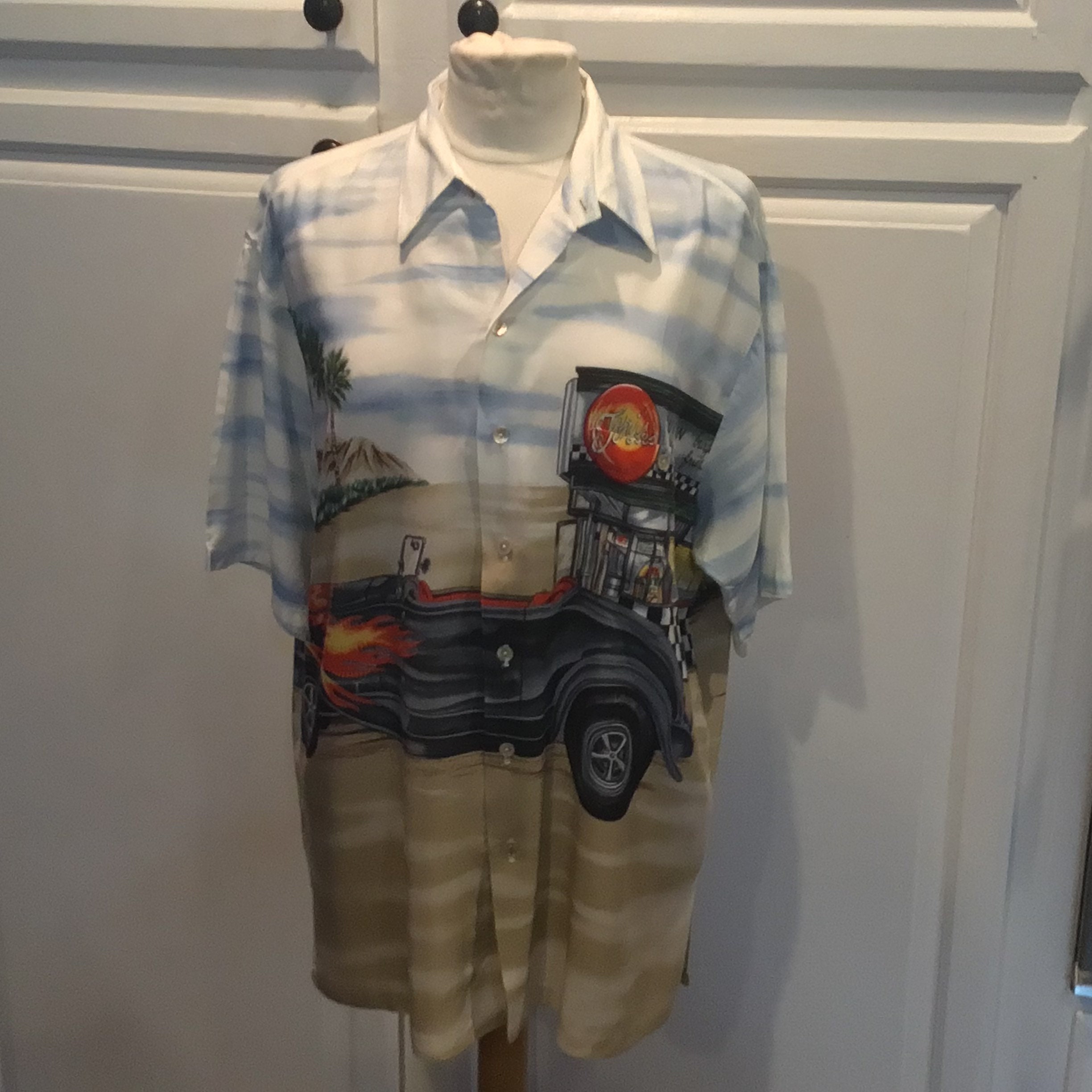 Honolulu Tori Richards Hawaiian Shirts Sale XL Tori Richard Hawaiian Aloha  Shirt With Hot Rod And Fountain
