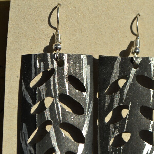 Inner tube "silver sparks" vegan earrings, 100% recycled, upcycled inner tube earrings, Fahrradschlauch Schmuck