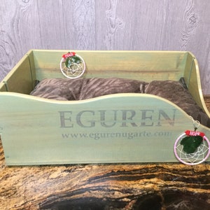 Wine crate pet bed