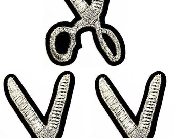 3 st. Söta saxar broderade tygmärken silverfärgade saxar tecknade stryk-på sy-på souvenir presentmärken kläder jeans jackor