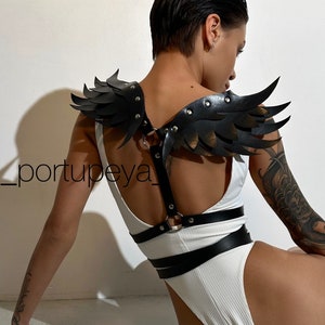 Wings chest harness Angel wing waist harness Top harness Vegan leather chest harness Winged Bra top harness harness with wings image 2