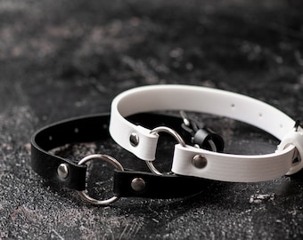 Thin Vegan Leather Choker Necklace - Gothic O-ring Choker