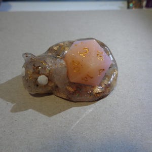 Metallic Flakes Cat Dice Guardian Holder Figure
