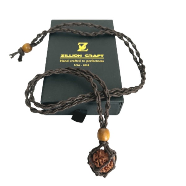 Five face pancha mukhi Nepali rudraksha pendant necklace. Powerful necklace for positive energy, self healing, prosperity and good luck.