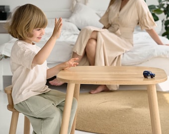 Montessori-Möbel - Holztisch und Stühle für Kinder-Set, Holztisch, Holzstuhl, Kinder-Möbel, Kindertisch, Kleinkindtisch, Kleinkindgeschenk