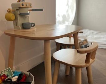 Ensemble table et chaises en bois pour enfants, meubles pour enfants, table en bois, meubles pour tout-petits, cadeau de 1er anniversaire, cadeau pour tout-petits, ensemble de table pour tout-petit