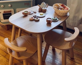 Montessori-Möbel - Holztisch mit Stühlen-Set für Kinder, Kindermöbel aus Holz, Kindertisch, Kleinkindtisch, Schreibtische, Tische & Stühle.