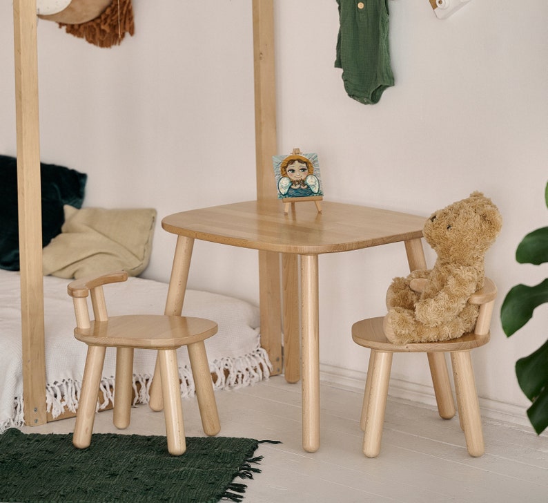 Mobili Montessori set tavolo e sedie in legno per bambini, tavolo in legno Mobili per bambini, Kindertisch, Tavolo per bambini, Scrivanie, tavoli e sedie immagine 3