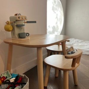 Montessori Kinder-Tisch und Stuhlset, Holzstuhl für Kinder, Kleinkindtisch, Montessori-Möbel, Kleinkindtisch und Stühle, Kindertisch Bild 7