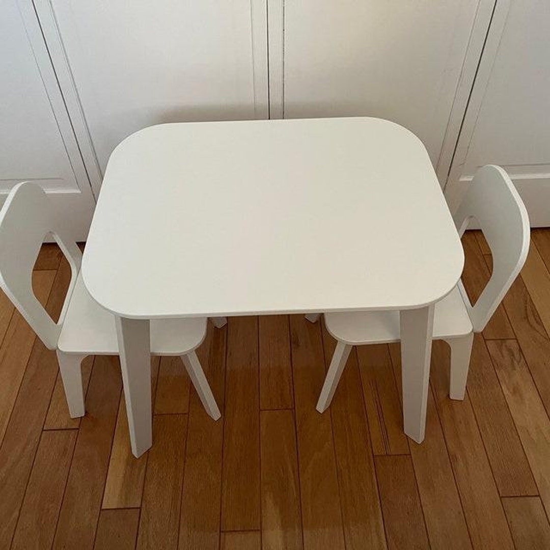 Childrens White Table and Chair Set, Kids Play Table With Chairs ...