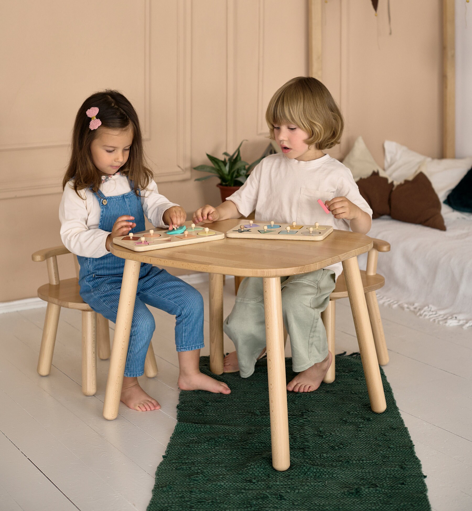 Transitioning from Highchair to Table – Kiddies Kingdom Blog