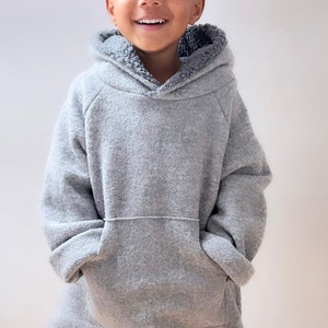 Visuell Design: Sweater Walk Oversize Hoodie mit Teddyplüsch Kapuze warm Kinder bis 146 auch Farbauswahl möglich Bild 1