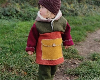 Visueel ontwerp: Liefdevol handgemaakt - Troyer hoodie met capuchon, kleurrijke windjack - hoodie met borstzak - hoodie van gekookte wol, hoodies van gekookte wol tot maat 158