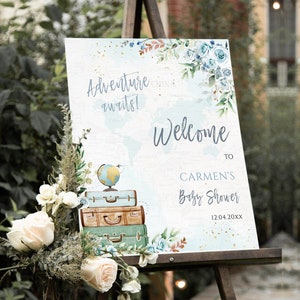 Het avontuur wacht op een babyshower Welkomstbord Avontuur Babyshower Wereldkaart Reizen Thema Babyshower Welkom Poster Bloemenblauwe kofferbol
