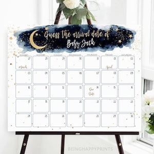 Puede incluir: Un juego de baby shower azul y dorado con una luna creciente y estrellas. El juego pide a los invitados que adivinen la fecha de llegada de Baby Jack. El juego presenta un calendario con fechas del 27 de marzo al 30 de abril.