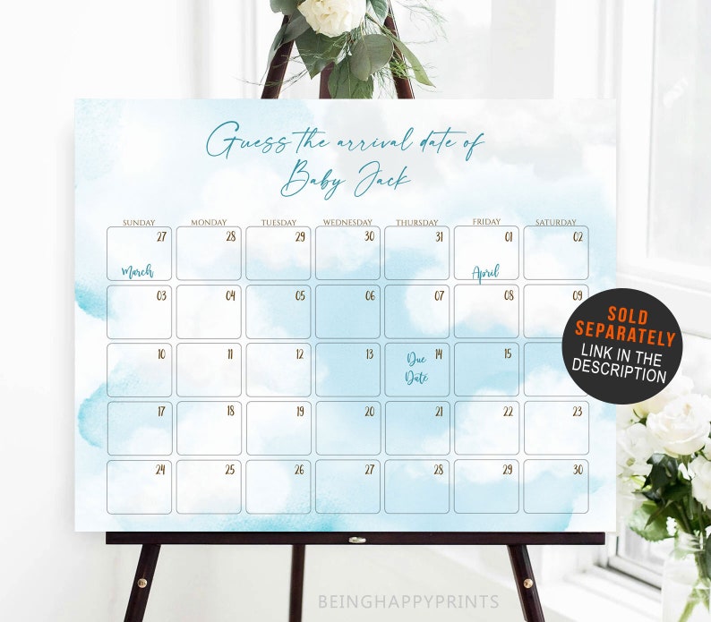 Pu&ograve; includere: Un calendario ad acquerello blu e bianco con il testo "Indovina la data di arrivo di Baby Jack" in alto. Il calendario &egrave; per marzo e aprile e ha uno spazio per gli ospiti per indovinare la data di nascita del bambino.