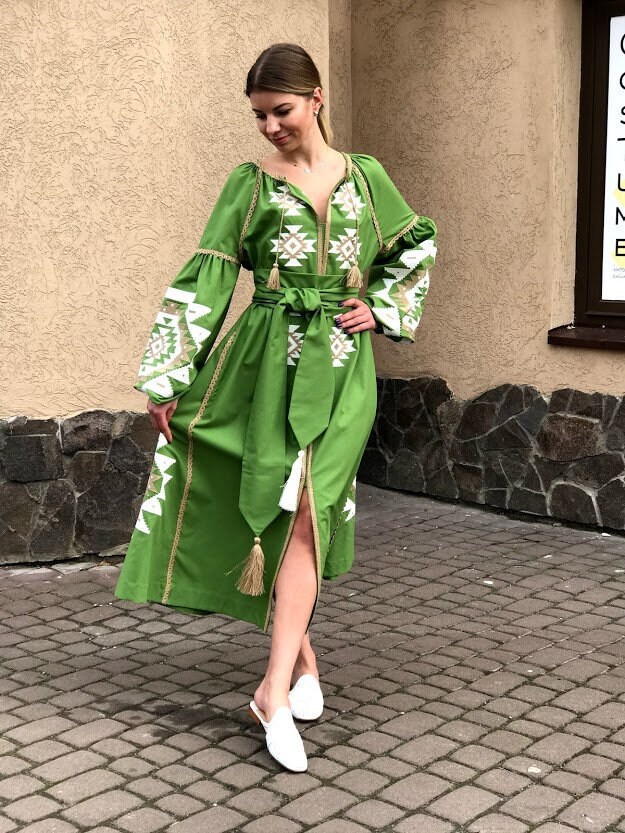 Dress Embroidered Dress Ukrainian Vyshyvanka Unique Pattern - Etsy