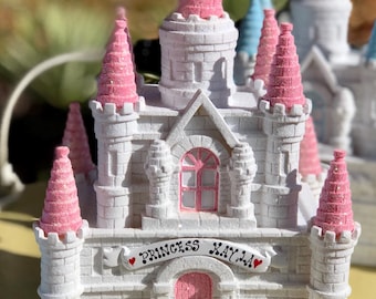 Tirelire princesse château rose - personnalisée