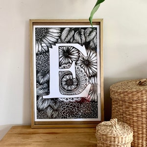 Cartel de Mandalove, letra E, decoración inicial de la pared, abreviano, letra grande, monograma, niño, letra, guardería