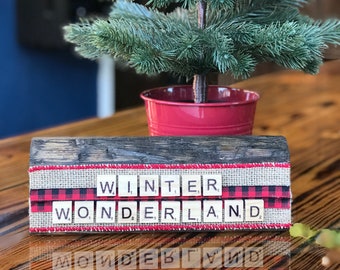 Rustiek Winter Wonderland scrabbleblok – mantelbord van teruggewonnen hout