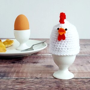 Spring Chicken Egg Cosy - Cute Easter Gift - Hen Egg Cozie - White Chicken Egg Warmer