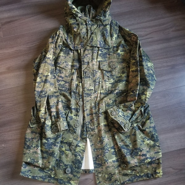 Vintage digi camo trench